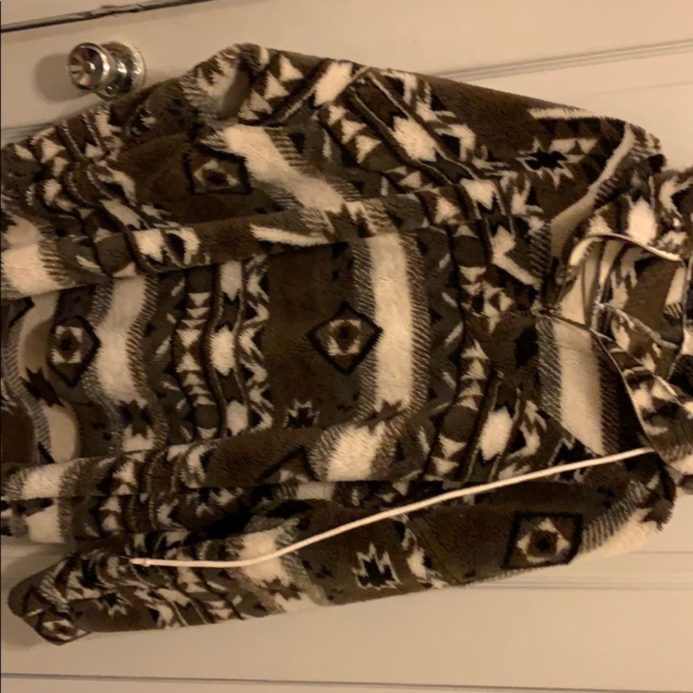 tribal pattern sweatshirt